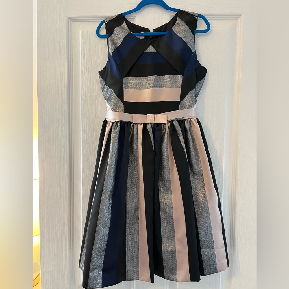 Iris & Ivy girls dress, size 12